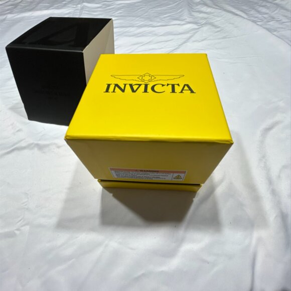 Beautiful New INVICTA Men's Watch #49338 - Picture 10 of 12